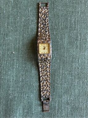 Vintage Risa Gold Tone Textured Bracelet Watch